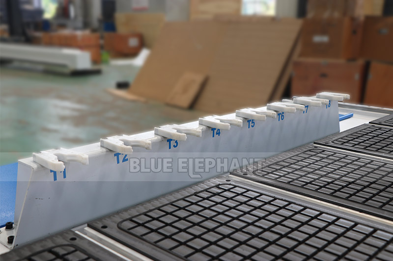 Avançada Máquina CNC em Madeira 3D com Eixo Rotativo Escultura Item Popular em Maceió, Brasil