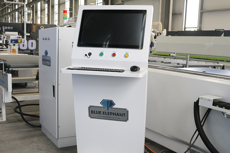 Blue Elephant CNC Router Nesting Brilhante para Produção de Móveis com Rotulagem Inteligente (1)