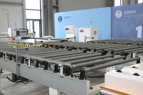 Blue Elephant CNC Router Nesting Brilhante para Produção de Móveis com Rotulagem Inteligente (1)