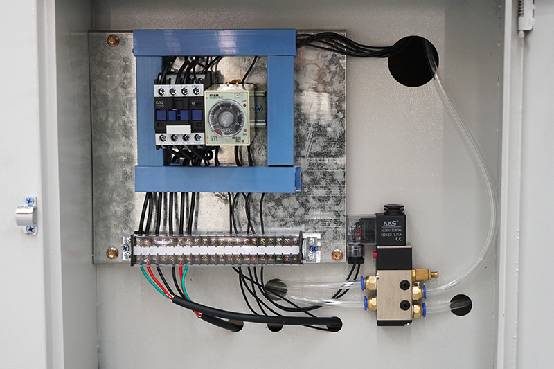 Maquina De Perfuracao De Furos Para Dobradicas De Precisao Para Producao a Preco De Custo-5