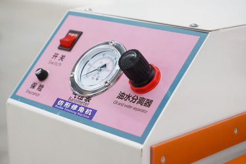 Maquina de Corte de Cantos de Perfis de Alta Eficiencia para Moveis de Painel em Desconto-3