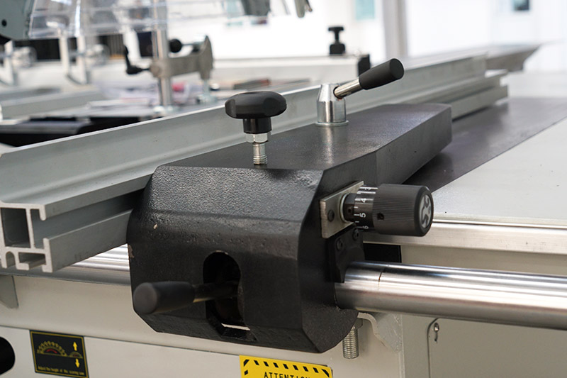 Most Cost-effective Precision sliding panel saw 3