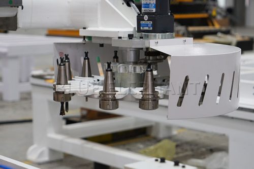 Router CNC ATC A Venda De 3 Eixos Com Serras Duplas E Alta Eficiencia Com Desconto-4