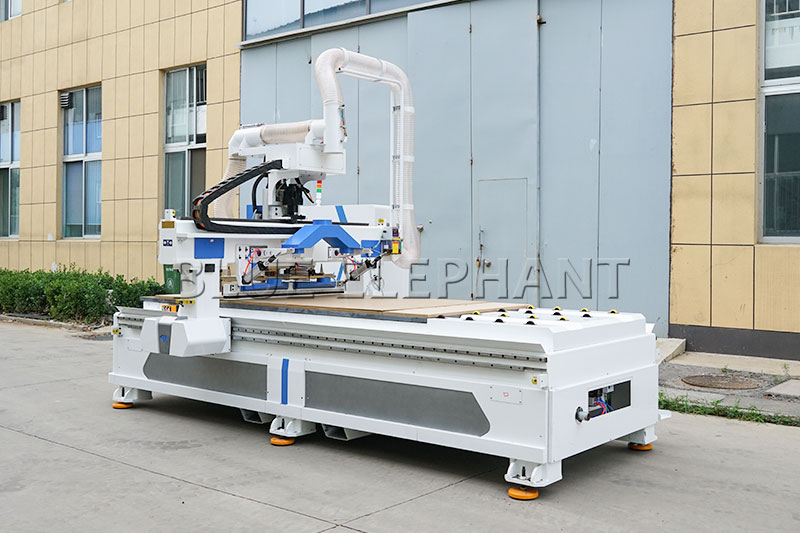Router CNC Com Trocador De Ferramentas Automatico E 12 Magazine De Ferramentas a Preco Baixo-2