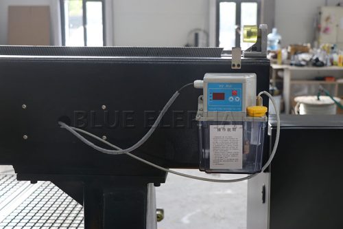 Three-step-Rotary-axis-CNC-Router-3
