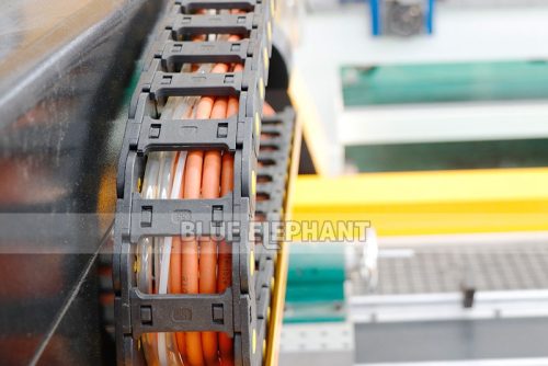 Compacta y Eficiente Máquina CNC Router com Eixo Rotativo para Tallado en Madera Ampliamente Utilizada en São Luís, Brasil