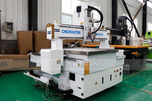 Conveniente Máquina Router CNC com Eixo Rotativo para Diversas Aplicações, Vendendo Bem em Aracaju, Brasil