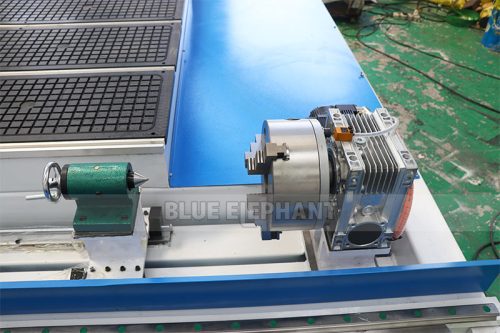 Máquina CNC Rotativa 1325 de Alta Eficiência para Gravação de Precisão Amplamente Utilizada em Horta, Portugal